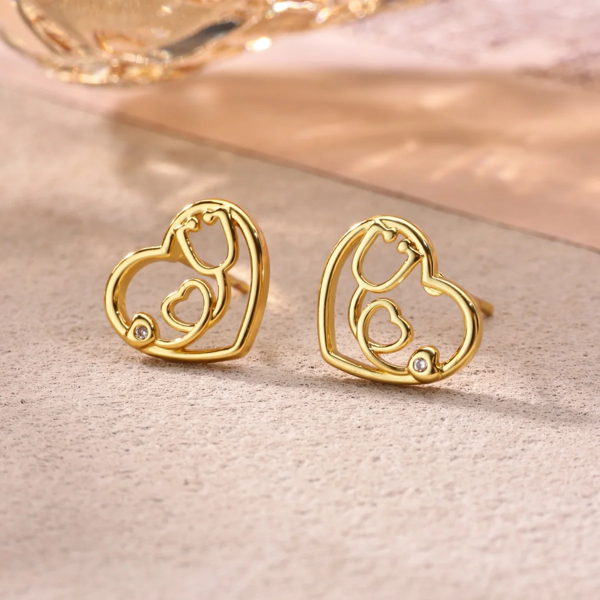 Tiny Stethoscope Hollowed out Heart Earring for Women Mama Gold Color Anti Rust Earring Wedding Jewelry Nurse Accessories Gift
