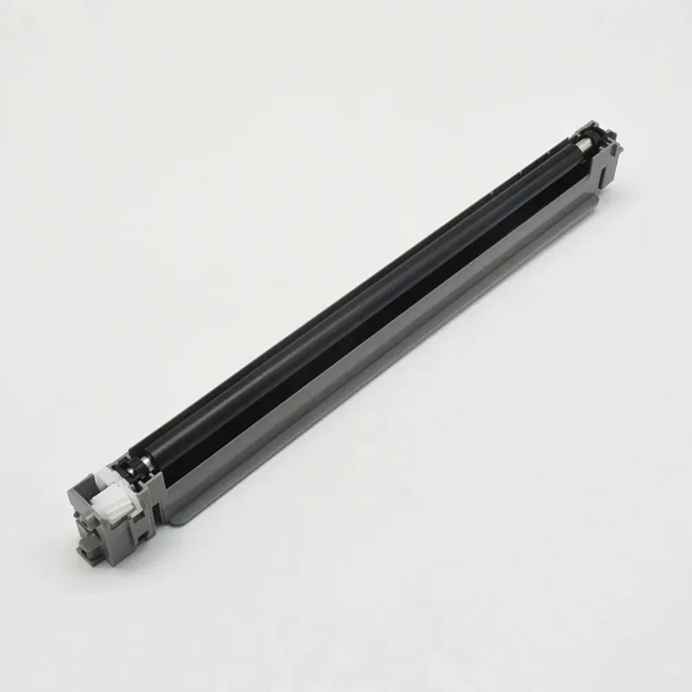 

1X MC-3100 Main Charge Roller Assembly for KYOCERA M3040 M3145 M3540 M3550 M3560 M3645 M3655 M3660 P3045 P3050 P3055 P3060.P3145