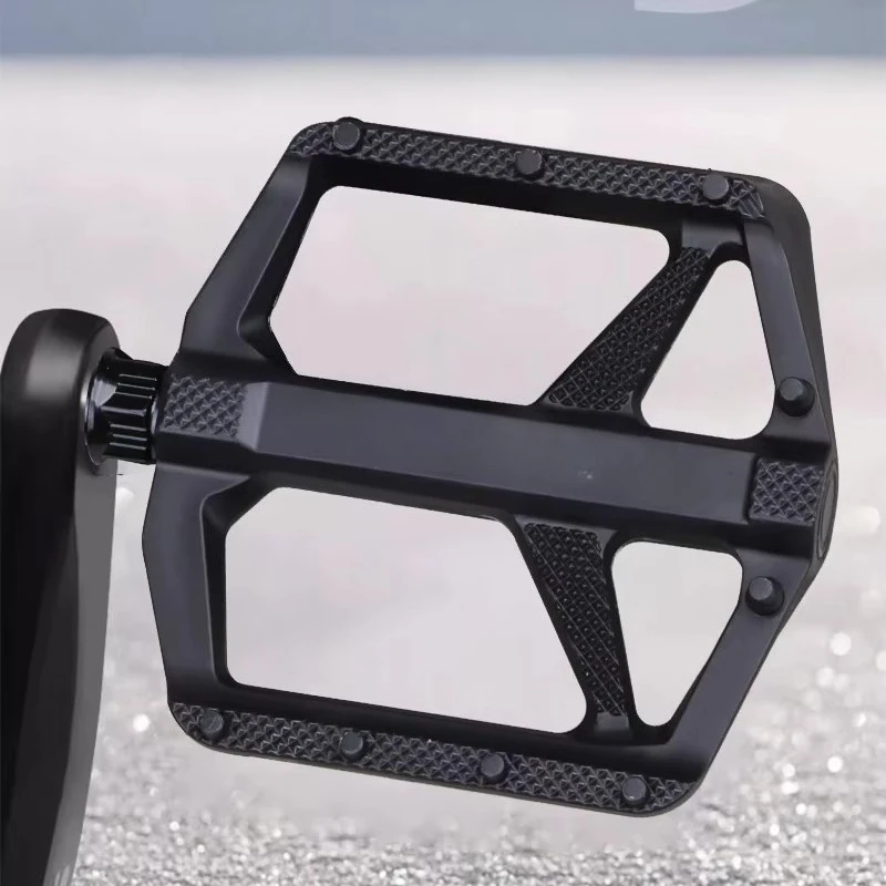 Lightweight nylon fiber platform pedals for rugged mountain bike pedals and cruisers