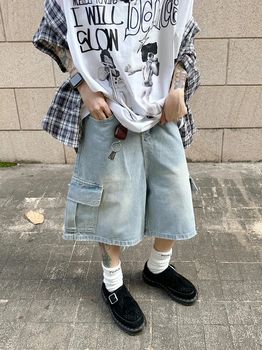 ReddaChic Men Frayed Wide Leg Denim Shorts Korean Summer Washed Low Waist Cargo Pockets Plain Casual Baggy Jorts Vintage Clothes