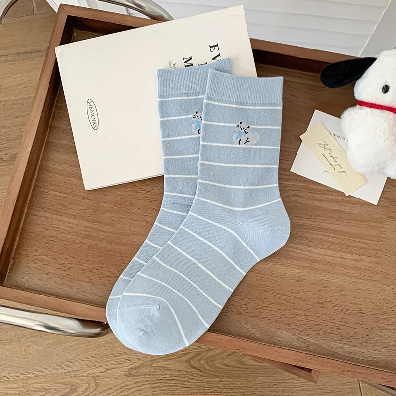 Calzini gattino 2025 autunno nuovi simpatici calzini floccati a metà polpaccio con cartoni animati di gatti senza cuciture calzini stack a righe alla moda