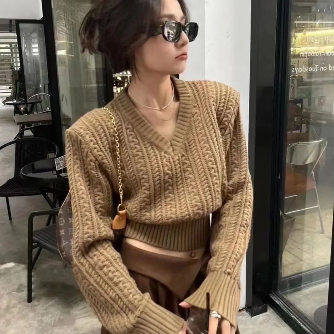 V-Neck High-Waisted Pullover Sweater Women 2024 Autumn Winter New Twist Short Loose Pullover Knitted Long-Sleeved Top