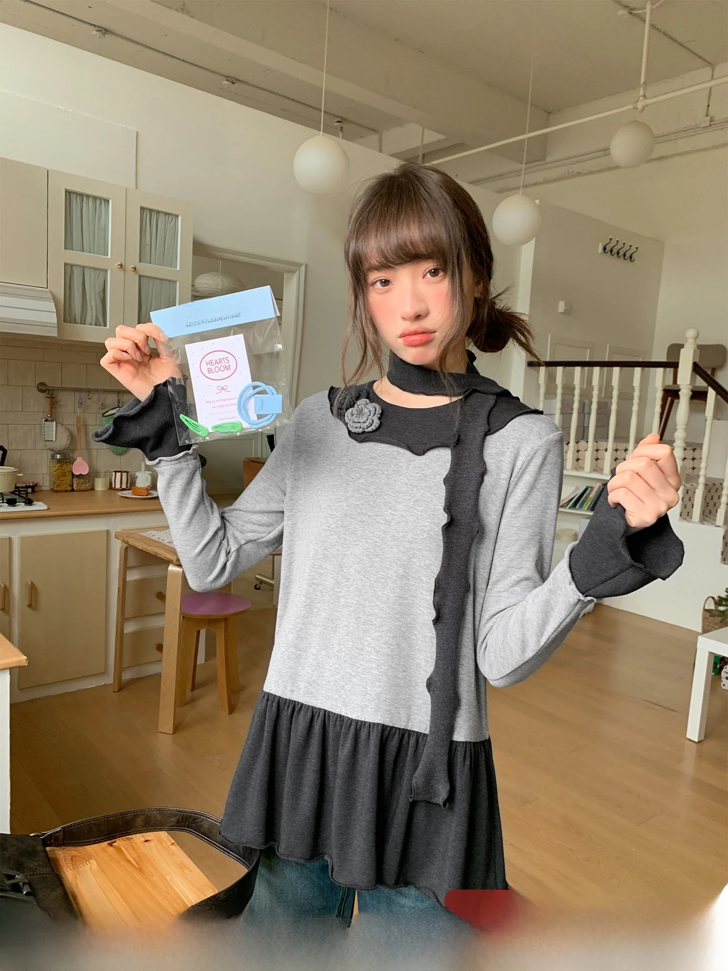 

Женская осенне-зимняя футболка Hello Long Sve, новая, в американском стиле, с цветными вставками, свободного кроя, с круглым вырезом