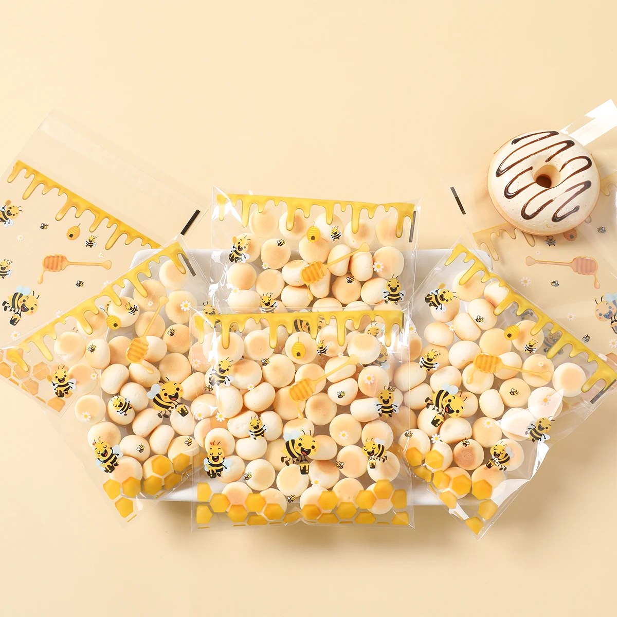 50/100 قطعة أكياس الختم الذاتي النحل ليتل النحل موضوع حفلة كوكي علبة التعبئة والتغليف استحمام الطفل النحل شنطة هدايا حفلة عيد ميلاد الديكور