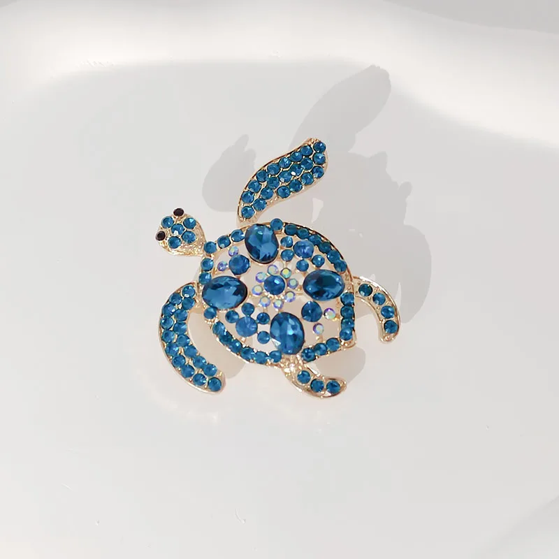 fashion rhinestone Turtle Brooch Alloy gold plated animal pin clothing accessories