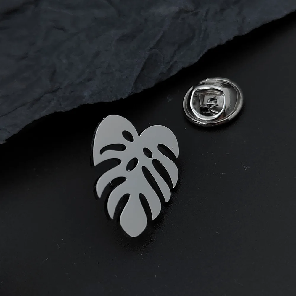 Plant Series Tropical Rainforest Leaf Brooches for Women Stainless Steel Punk Style Enamel Pins Clothing Jewelry Accessories