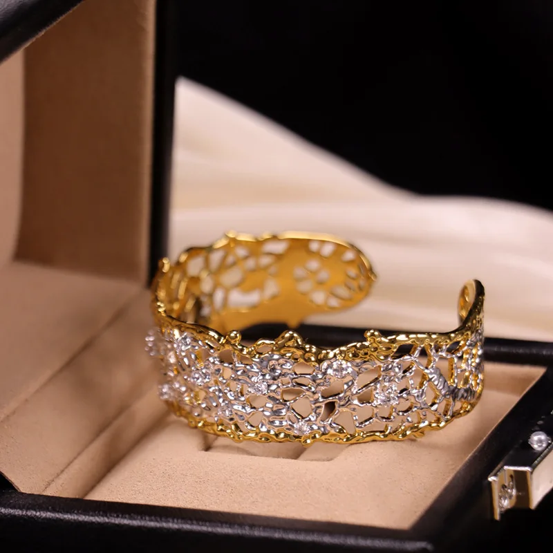 Vntage lace opening adjustment bracelet elegant GORGEOUS Bangles for women
