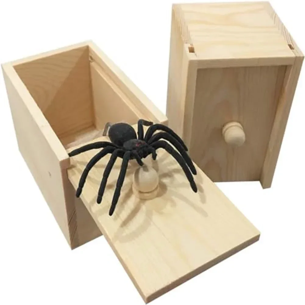 

2 Pcs Trick Spider Funny Scare Box Wooden Box Quality Prank Wooden Scare Box Fun Game Prank Trick Friend Office Toys