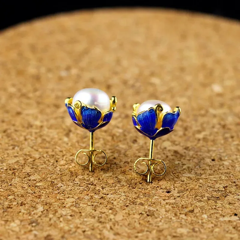 A Pairs High Quality 925 Sterling Silver Blue Cloisonne Natural Freshwater Pearl Gold Stud Earrings Petal Female Jewelry 1cm