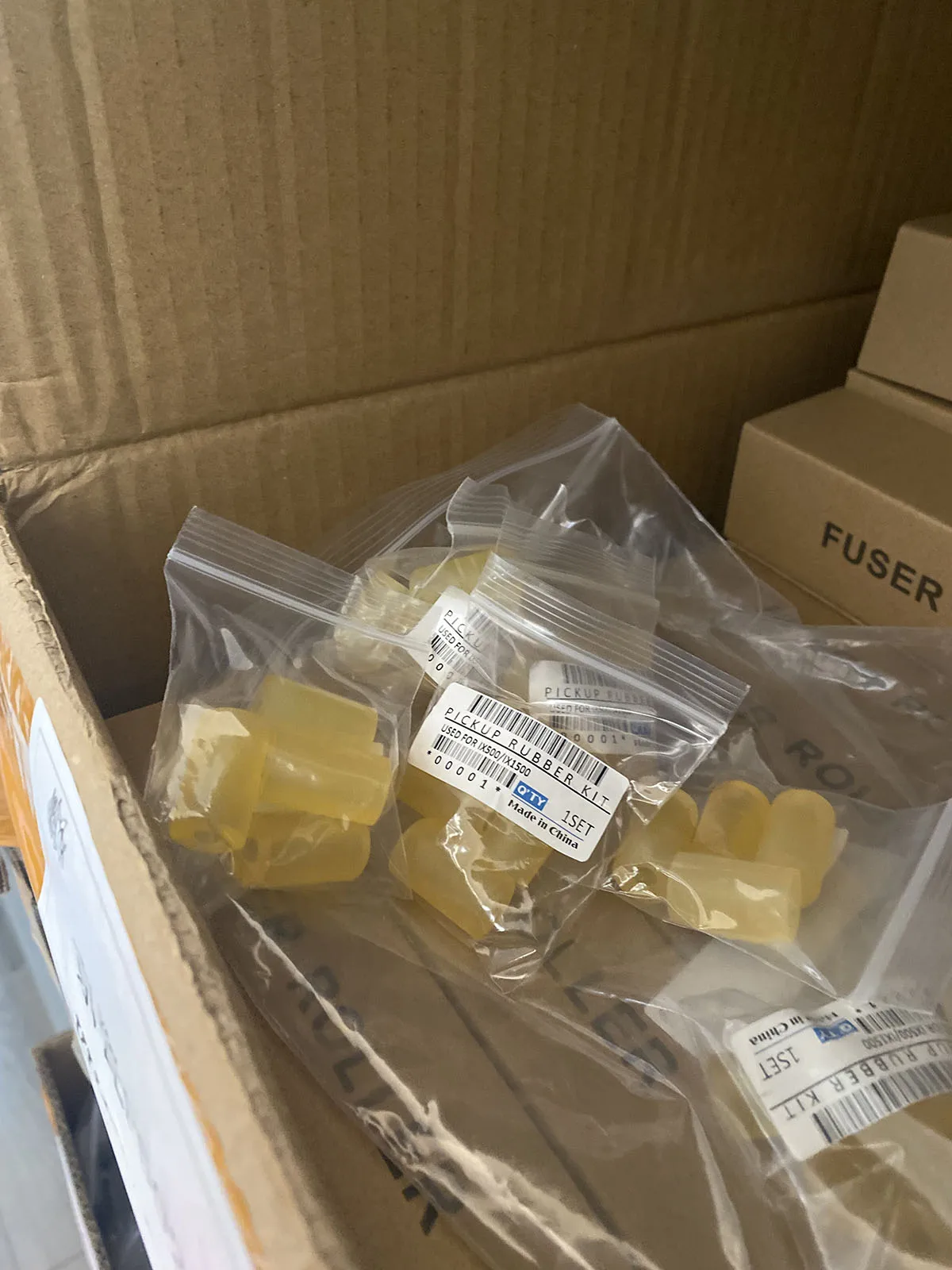 

1X PA03656-K975 PA03656-K976 Exit Feed Roller for FUJITSU Scansnap IX500 IX1500 N7100 IX1400 IX1600