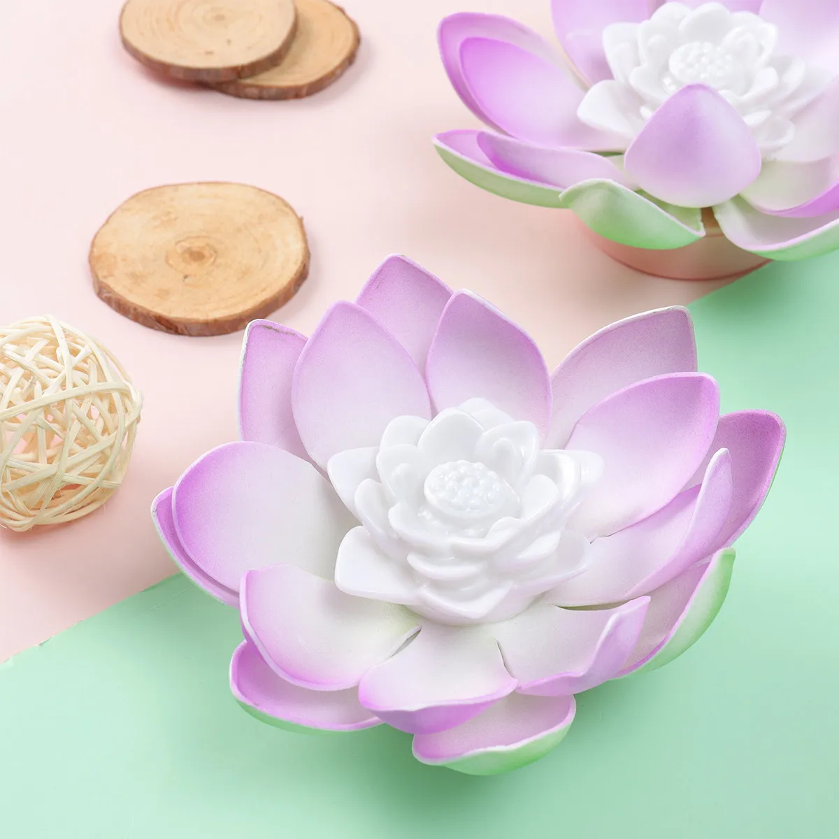 2Pcs LED Lotus Lamp Electronic Flameless Light Realistic Flower Flickering Light Floating Wish Lamp Buddhism Accessory