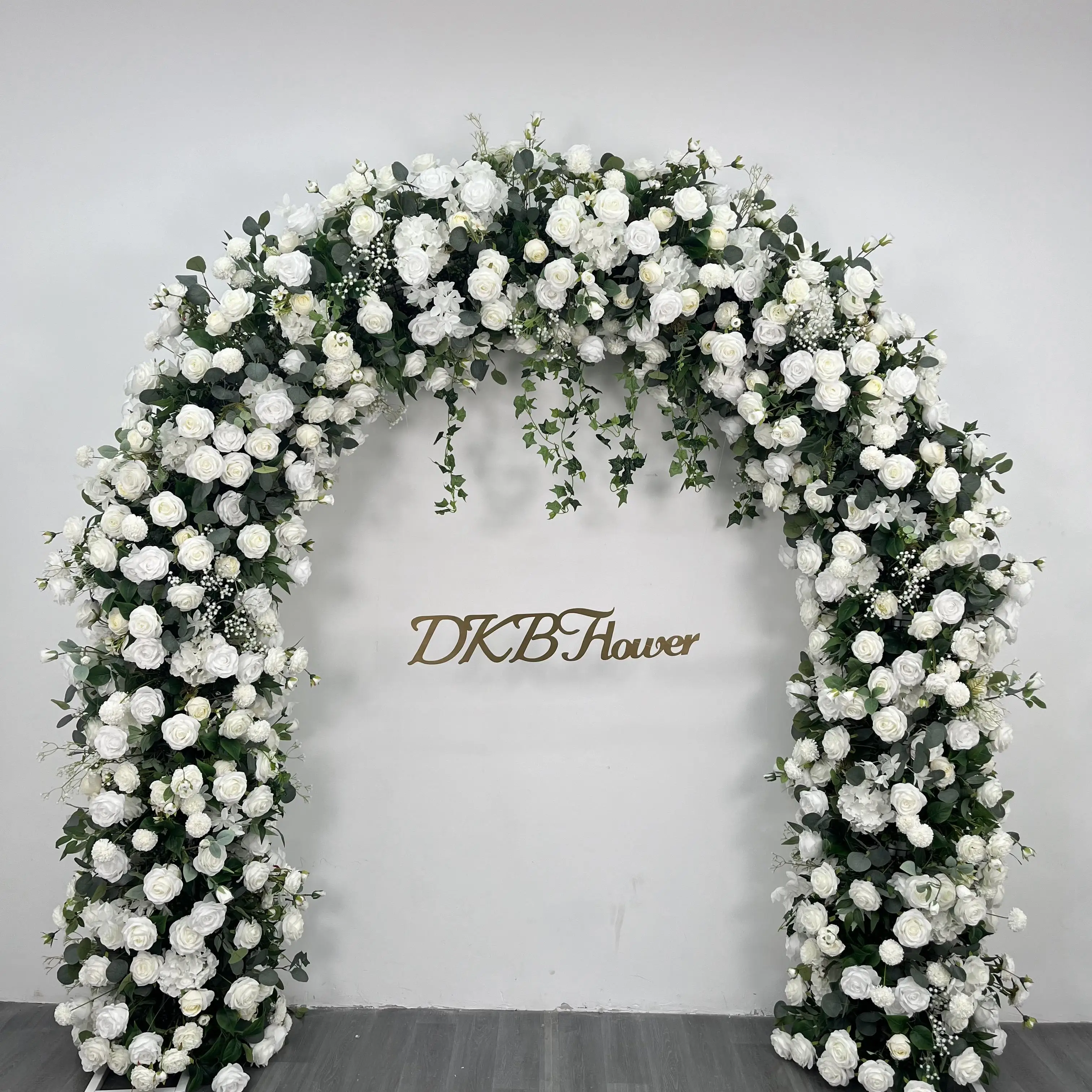 Realistic Handmade Wedding Gate Decoration White Rose Silk Artificial Flower Horn Arch For Wedding Decor