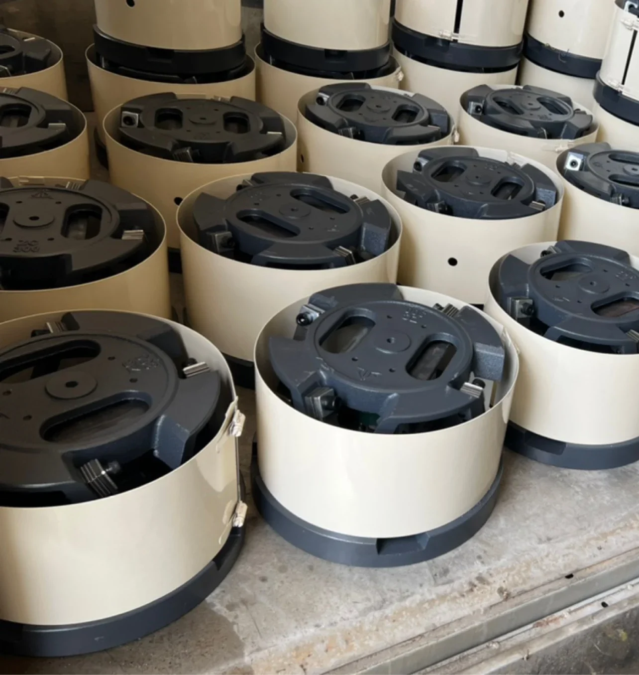 Vibration plate base, high quality, enlarged electromagnet, pure copper coil, efficient and stable
