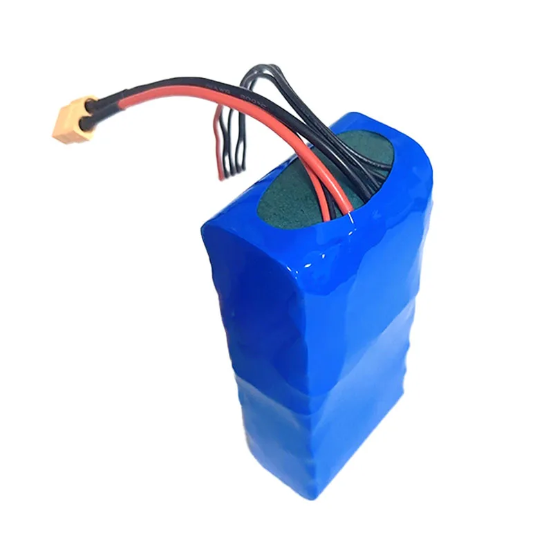 14.8 فولت 14000 مللي أمبير 18650 4S4P بطارية ليثيوم أيون قابلة للشحن مناسبة للطائرات بدون طيار متعددة الدوار بطارية احتياطية XT60 + 5P التوصيل