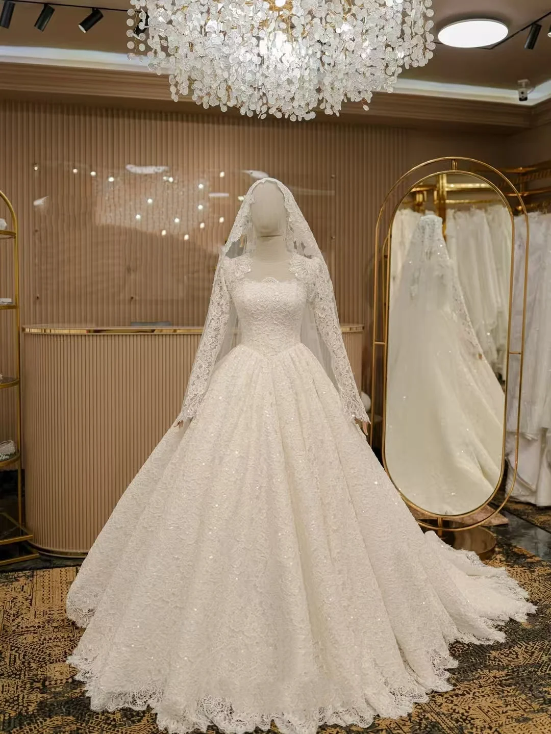 Long Sleeves Vo-Neck Lace Luxury Wedding Dresses for Woman Bride Customized Pearl Corset Bridal Gown Ball Gown Vestidos De Novia