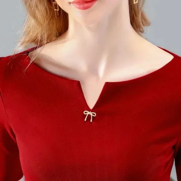 Women Shirts Tops Lady Casual V-Neck Short Sleeve brooch decor Slim Red color Blouse Tops