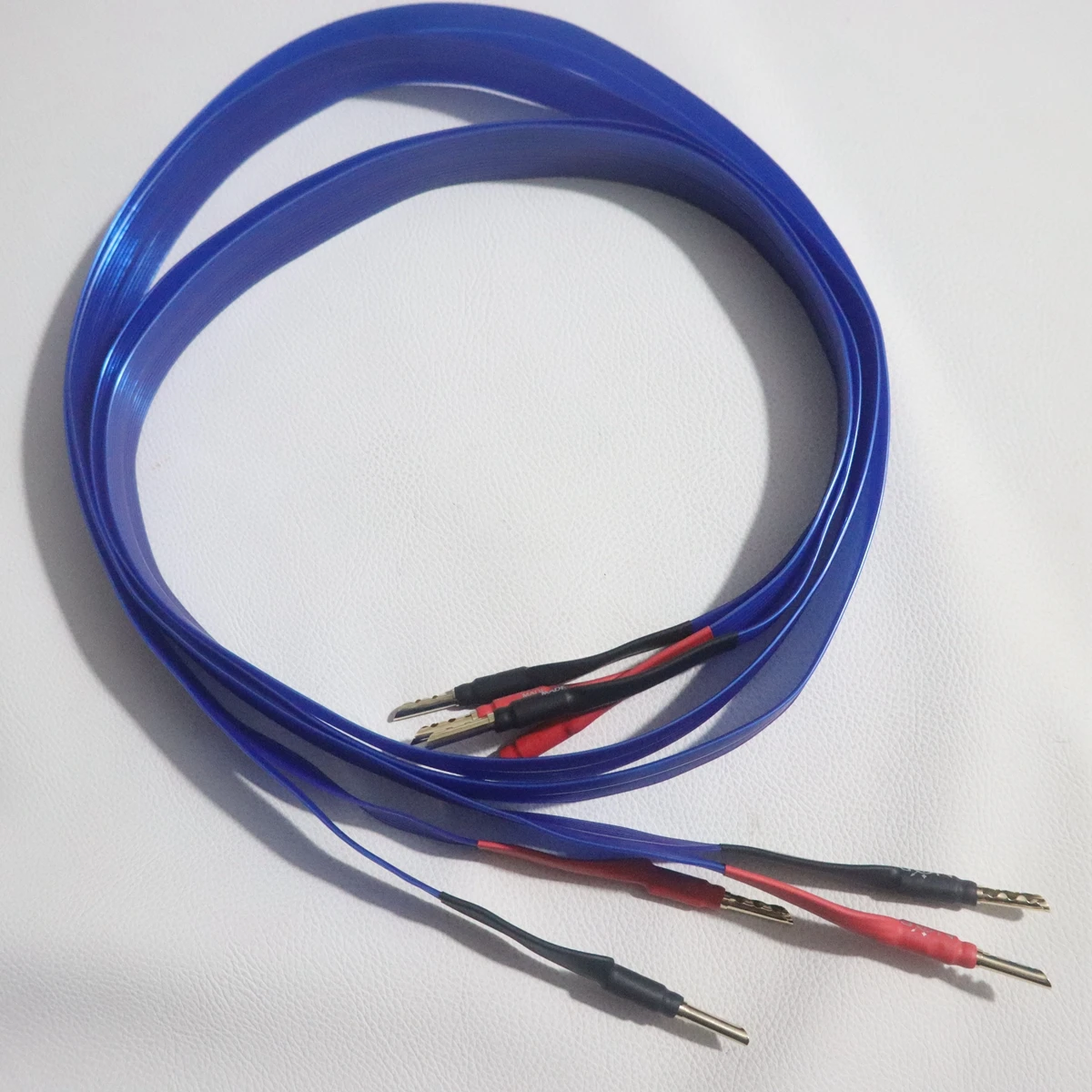 

1Pair New Blue Heaven Supreme Reference Speaker Cables Hi-Fi Speaker Cable Silver Plated Conductor Amplifier banana/Y Plug