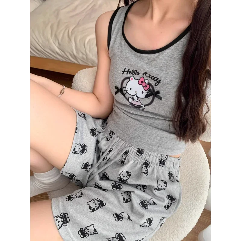 Sanrio Hello Kitty Seidenpyjama Damen Herbst Baumwolle Damen Strapsweste mit Brustpolster Casual Homewear Pyjama Hosen Set