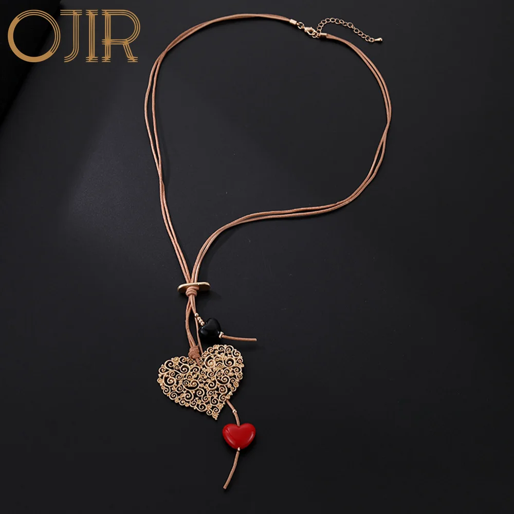 New Trendy Peach Heart Necklace for Women Korean Fashion Geometric Statement Suspension Pendant Goth Jewelry Vintage Accessories