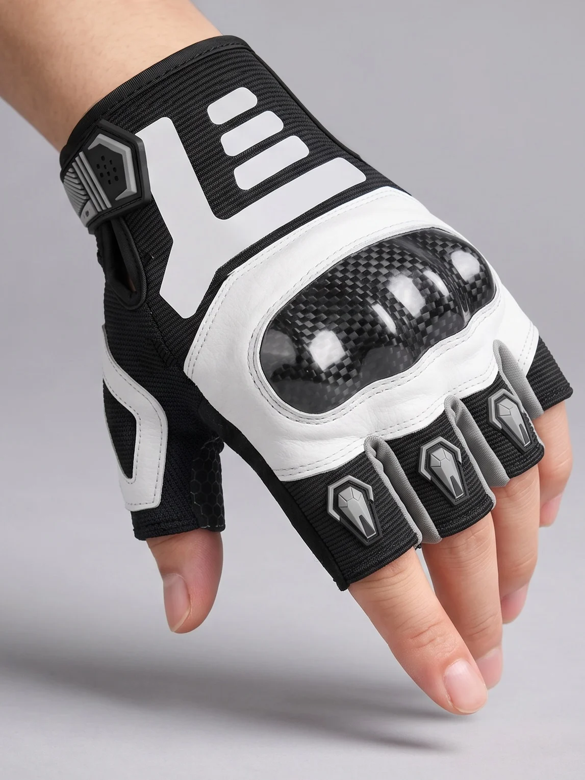 motorcycle-riding-gloves-carbon-fiber-anti-fall-anti-slip-breathable-half-finger-men's-and-women's-protective-equipment