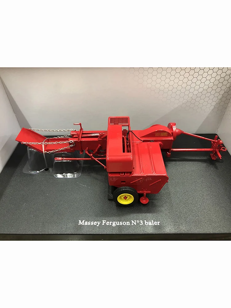 

UH Die Casting 1:32 Scale Tractor N3 Forage Baler Agricultural Machinery Parts Model Collection Ornament Souvenir Display 5239