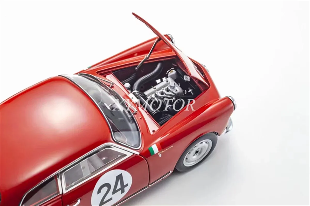 KYOSHO 1/18 per Alfa Romeo Giulietta SV 1958 Targa Florio #24 Diecast Model Car Red Toys regali collezione di espositori per Hobby