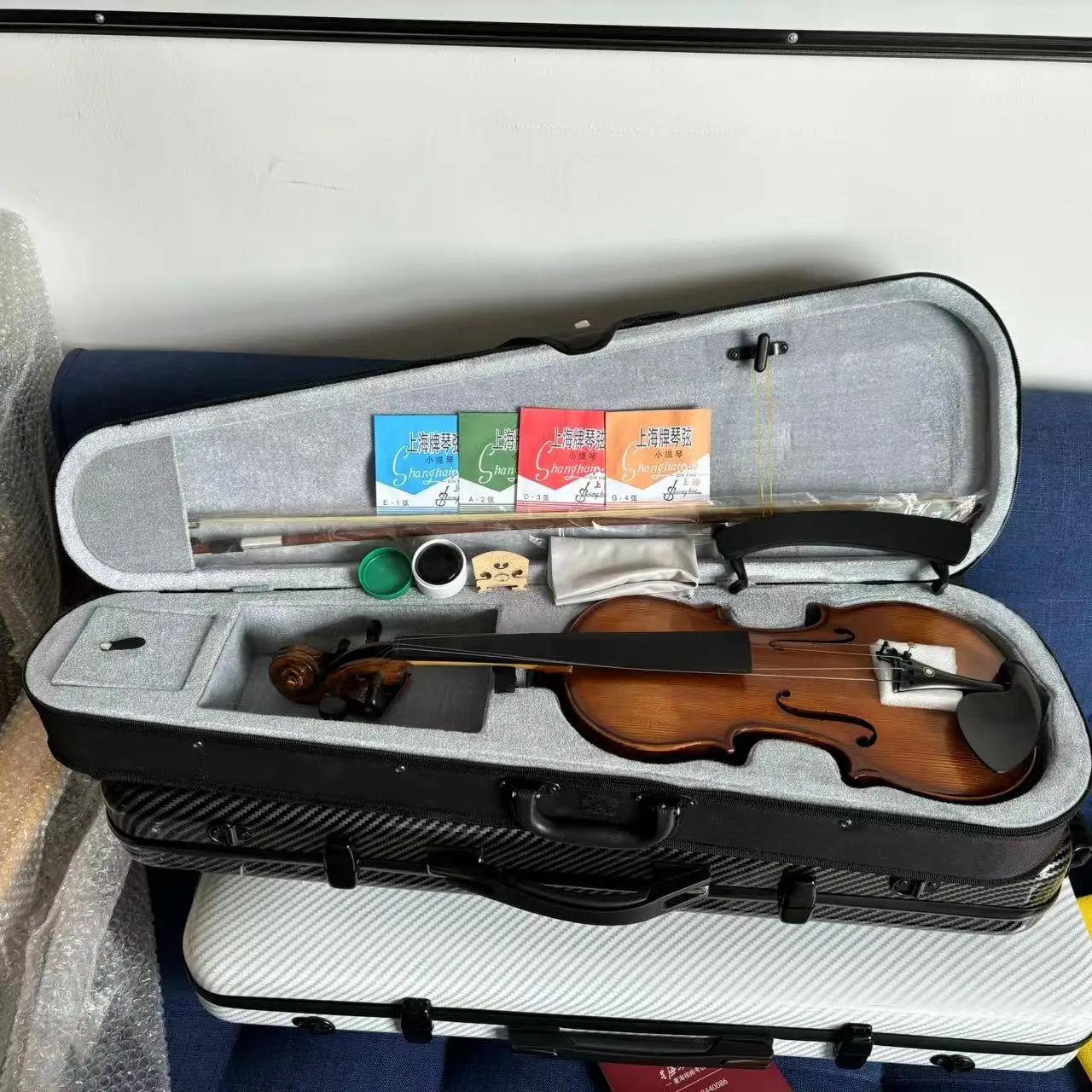 4/4 Handmade Violin Spruce Top  Maple Back Nice Sound Strings Bridge with  a Bow Ready to Play