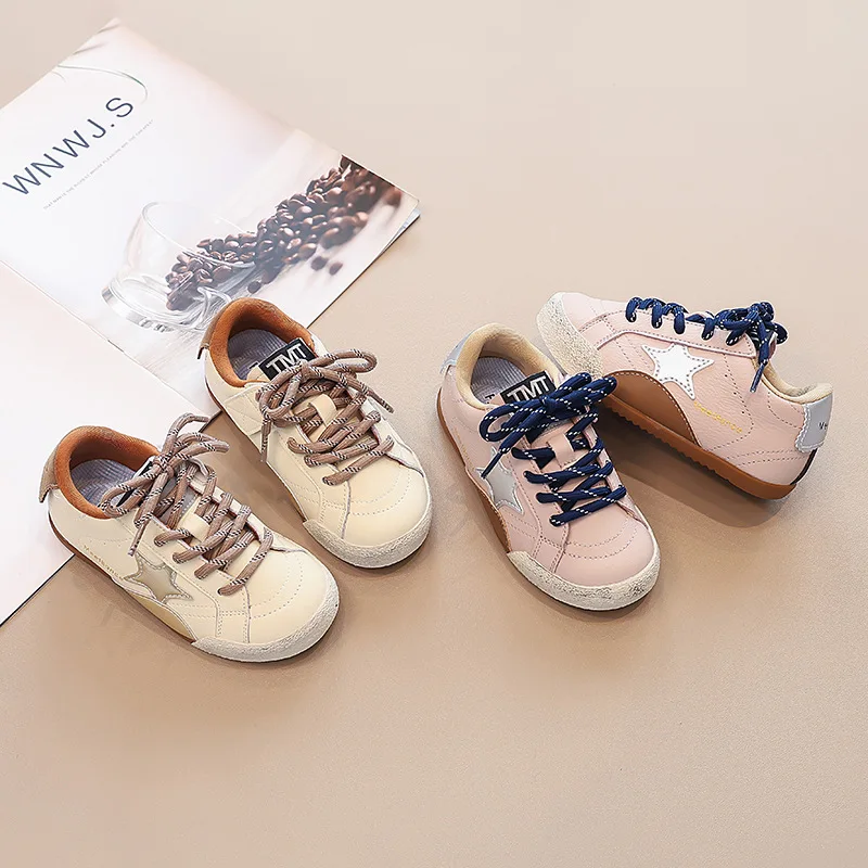 女の子と男の子のための子供靴ファッションスニーカー韓国風ソフトソールカジュアルシューズ学生スポーツシューズアウトドアウォーキングシューズ