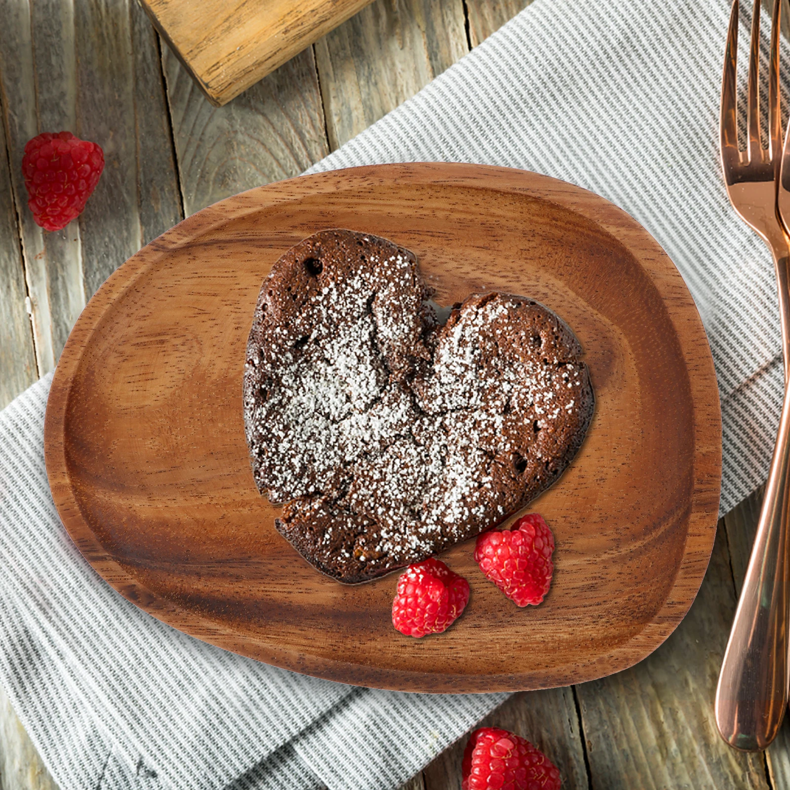 

1Pcs Walnut Snack Plate Natural Wood Food Dish Creative Irregular Serving Tray for Desserts Snacks Appetizers Non Residual Odor