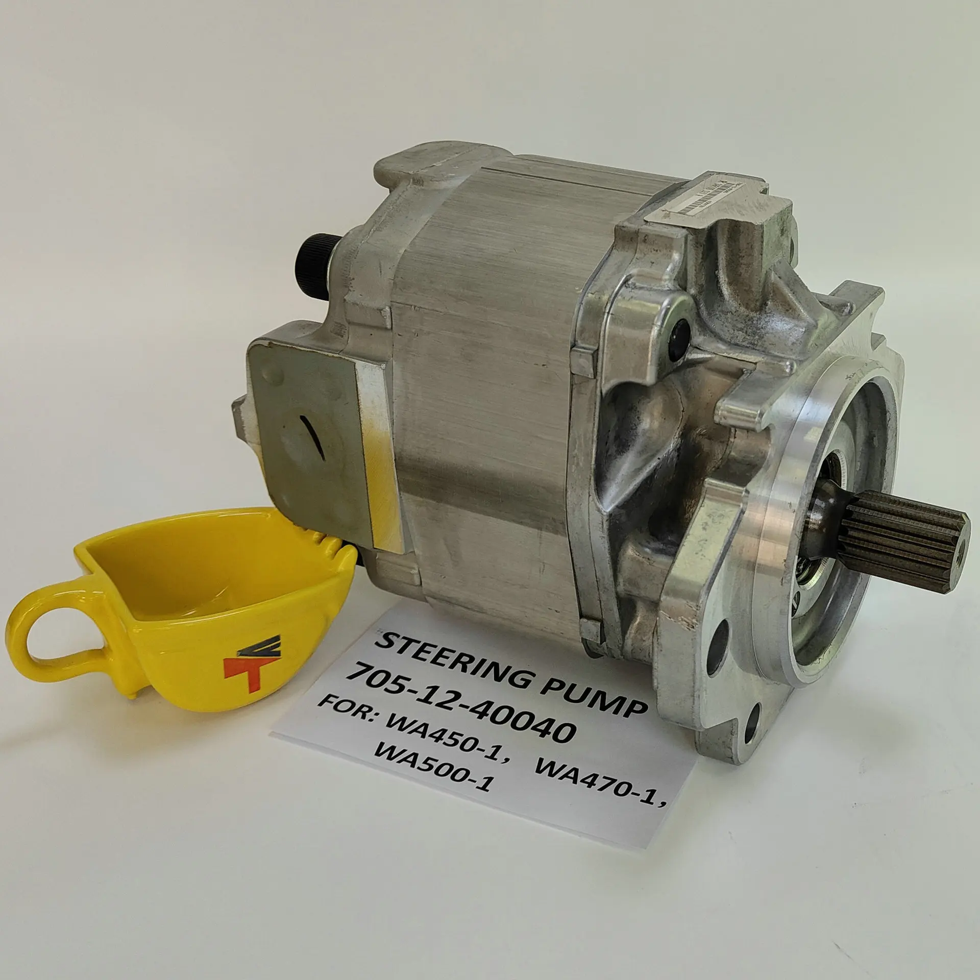 

705-12-4004 0 steering pump for WA450-1 WA470-1 loader construction machinery parts