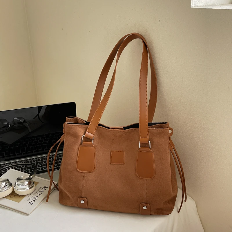 

Elegant Women's Handbag Crossbody Bag Shoulder Messenger Tote Leather Classic Popular Design Luxury Brand Ladies