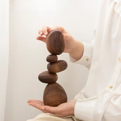 Balanced Stone Wood Creative Gift, Puzzle Decompression Crafts, Modern Home Decor Ornaments Office Desktop ornament Unzip Gifts