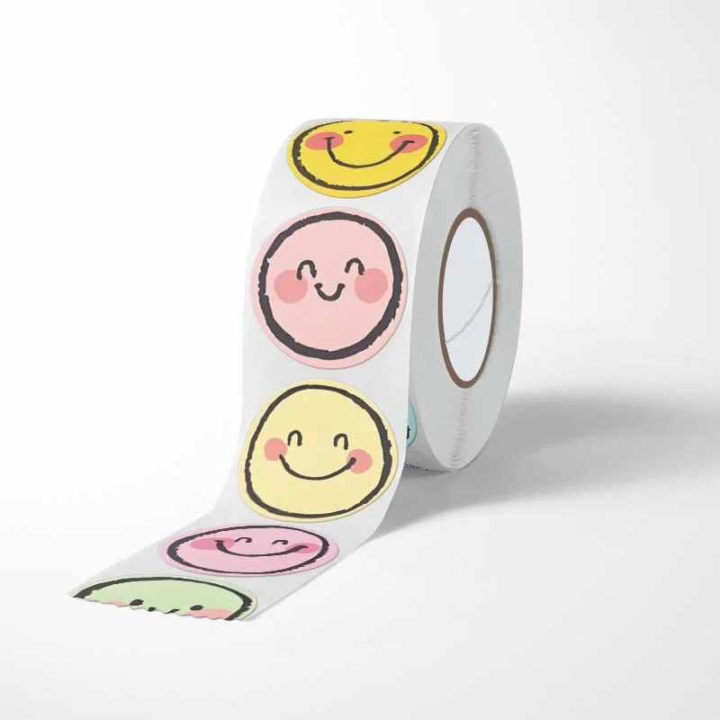

500pcs Smiley Face Sticker Roll, Student Reward Sealing Sticker, Creative Cartoon Packing Decal, Kindergarten Motivational Lable