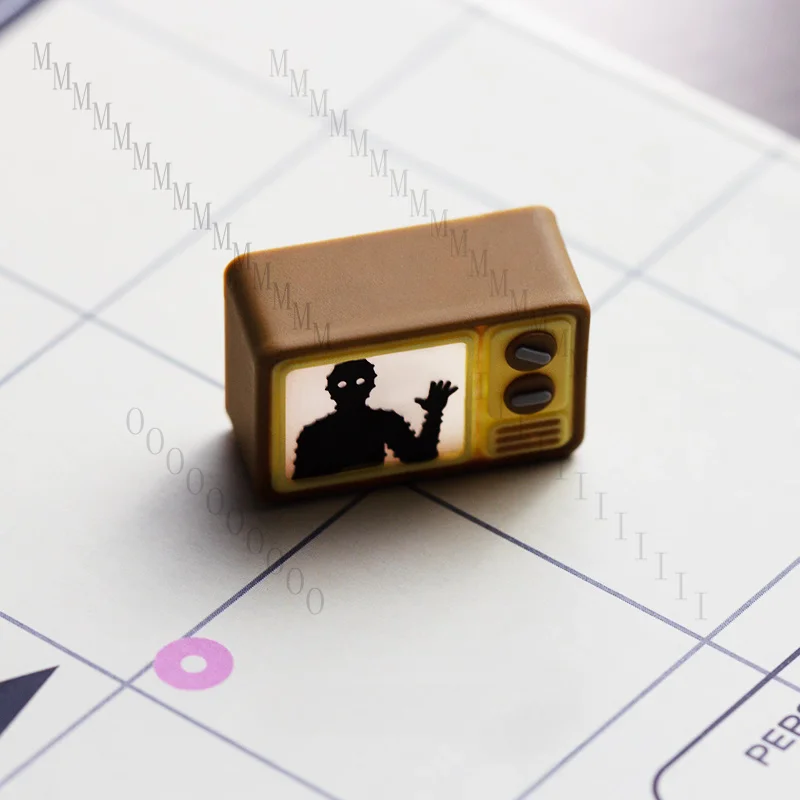 AQ  Translucent TV Rust Lake Custom Keycap Single Creative Resin for Mechanical Keyboard Cap Customized ESC