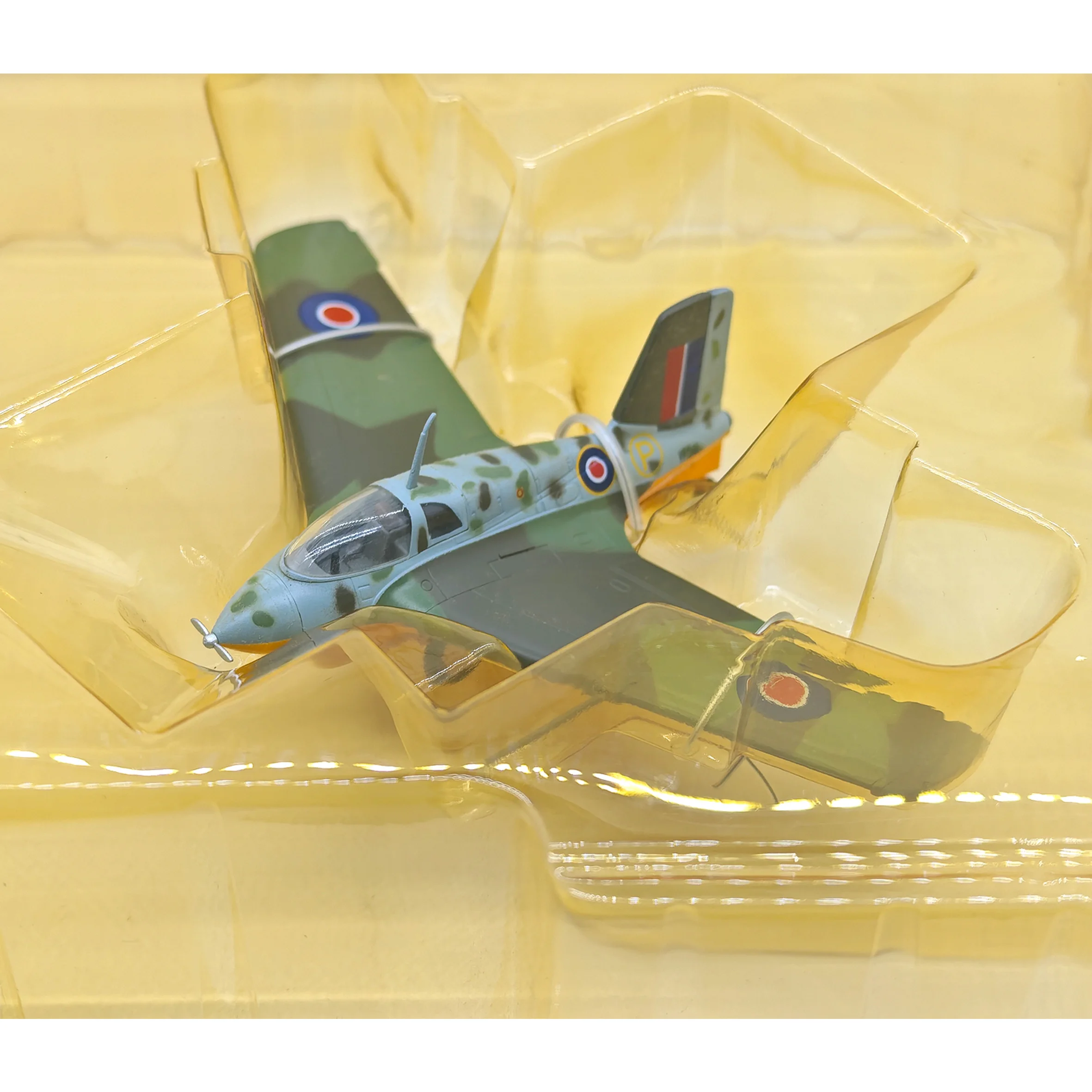 Spot 36343 1:72  German Me.163B-1a Vf fighter model static finished model (out of print)