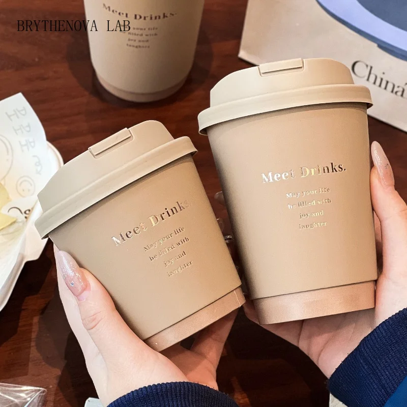 50 Sets Disposable Paper Cups with Lid Commercial Eco Friendly Cold Hot Drinks Universal Container Brown Letter Print Coffee Cup