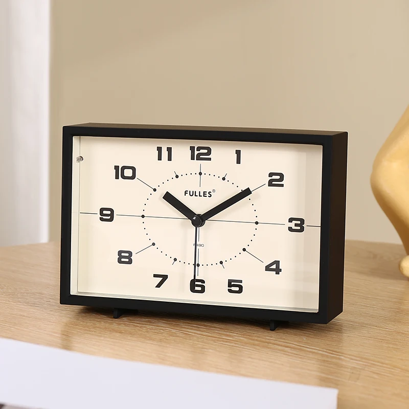 

5'' ABS Hand Oil Plating Square Vintage Alarm O'clock Old Men's Snooze Bedroom Mute Number Pointer Clock Home Simple Decoration