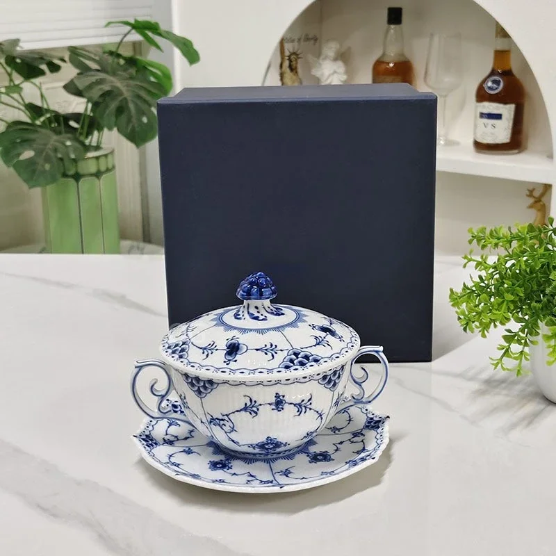 Blue And White Grass Flower Double-Ear Covered Bone China Soup Covered Bowl Retro Ceramic Afternoon Tea Stewing Cup
