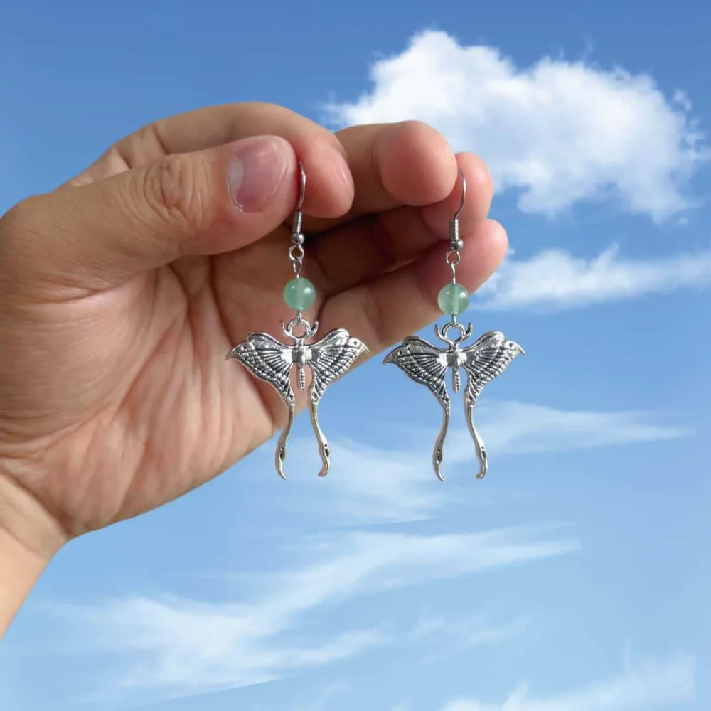 Bohemia Green Aventurine Bead Ancient Silver Luna Moth Dangle Earrings for Women Gothic Halloween Party Dark Witchy Jewelry Gift