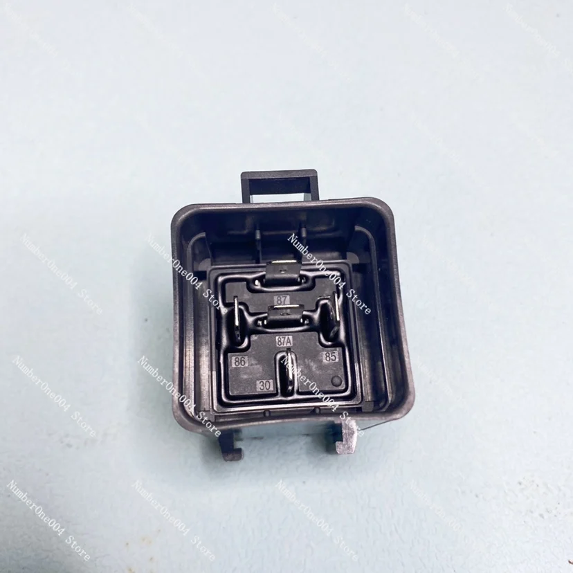 Outboard Relay Lifting Two-Four Stroke Main Relay Oil Pump Relay 882751