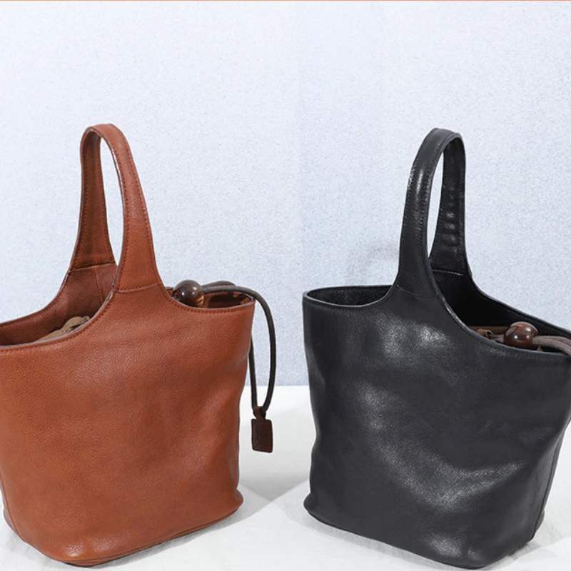 2024 New Luxury Luxury Cowhide Handbags Female Large Capacity Commuter Bucket Bag Minority Designer Purses Casual Bolsos Mujer