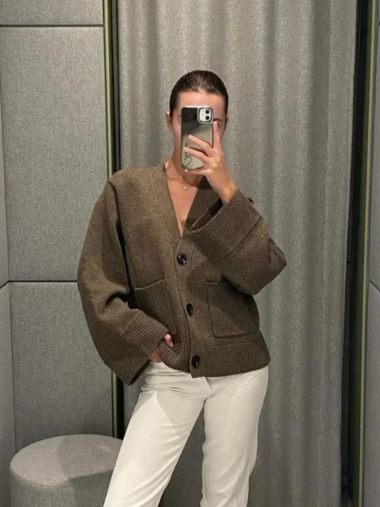 Lose Einfarbig V-ausschnitt frauen Pullover Elegante Lange Ärmeln Tasche Einreiher Strickjacke 2024 Büro Pendler Dame Streetwear