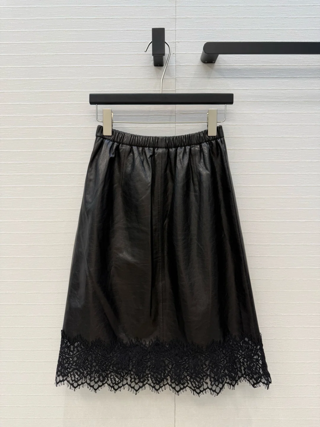 2026 New Women's Genuine Leather Half Skirt, 100% Sheepskin Spliced Lace Material Half Skirt, High Quality, Simple, Elegant