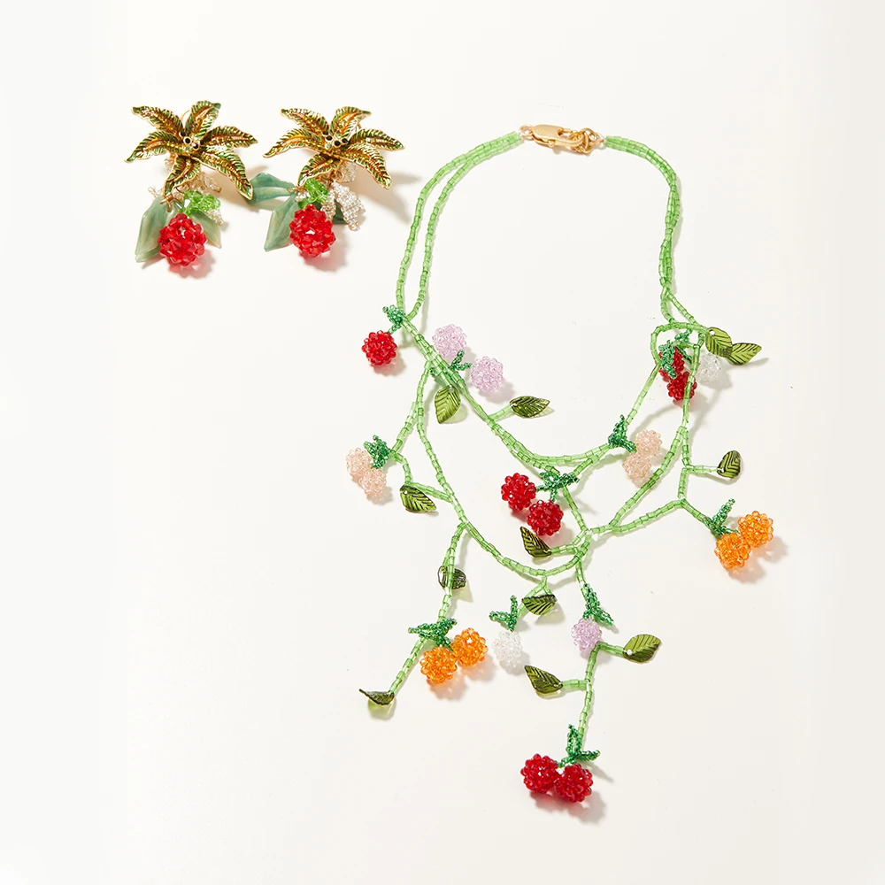 

Handmade Women's Fashion Jewelry Sets Cherry Tassel Beaded Dangle Necklace Sweet Korean Style Asymmetric cherry Stud Earrings