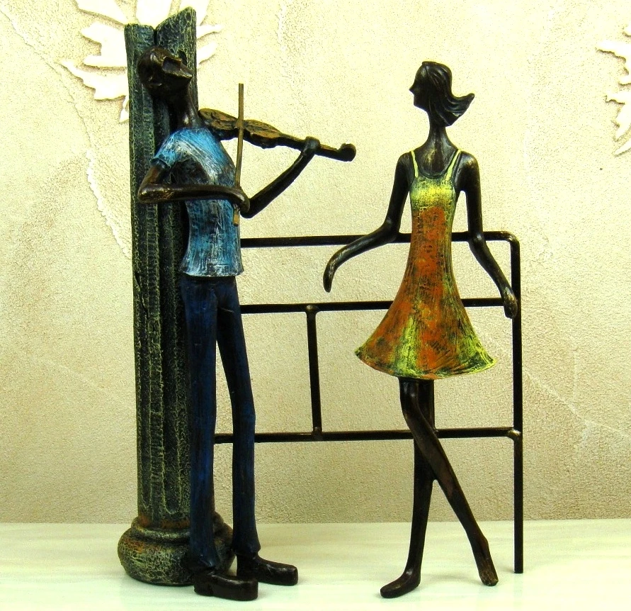 Abstract Resin Proposal Lovers Sculpture Metal Music Couple Statue Decor Valentine's Day Souvenir Wedding Gift Craft Ornament