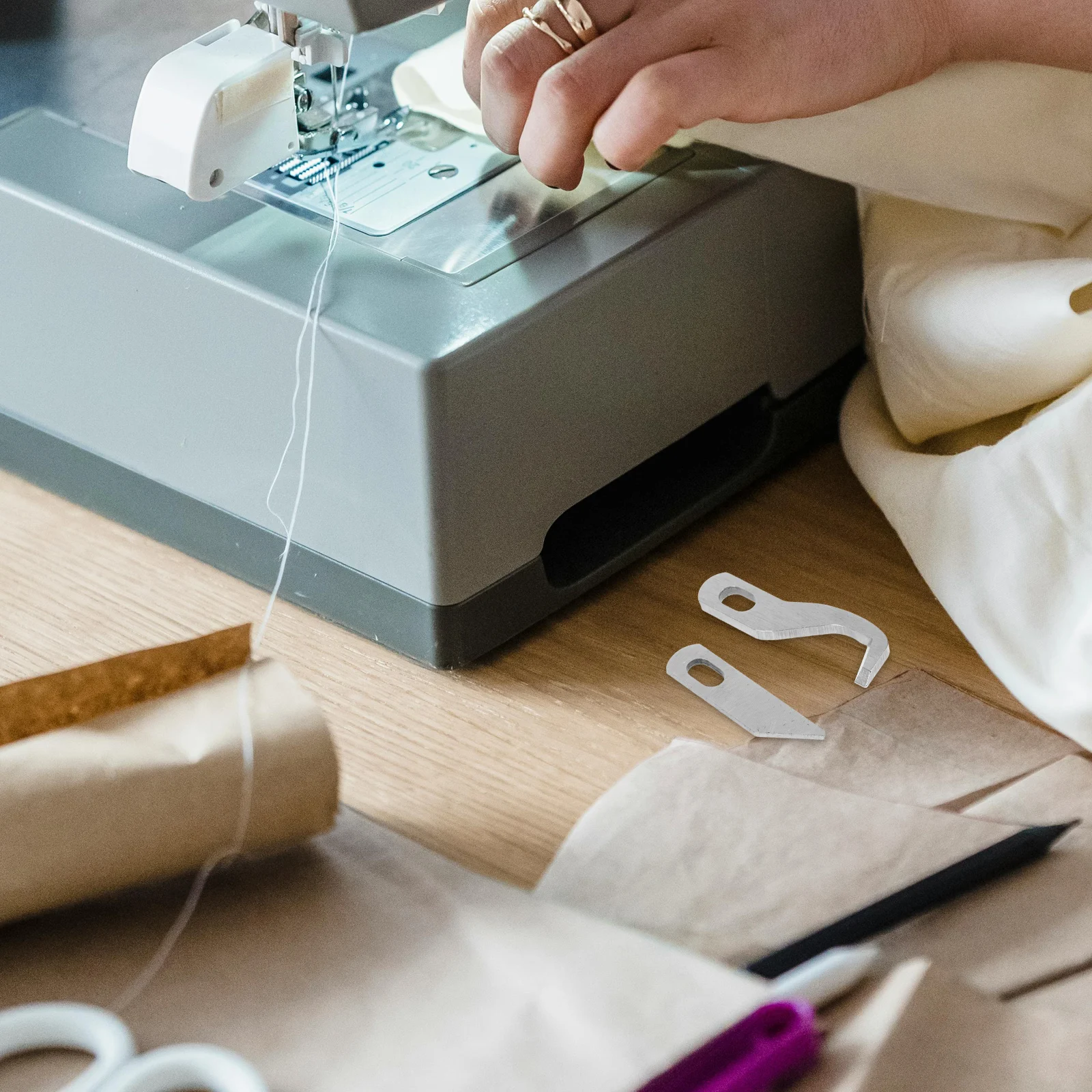 

1 set Sewing Machine Blade High Quality Metal Replacement Upper Lower Blade Versatile Design Long Lasting Usage Multifunctional