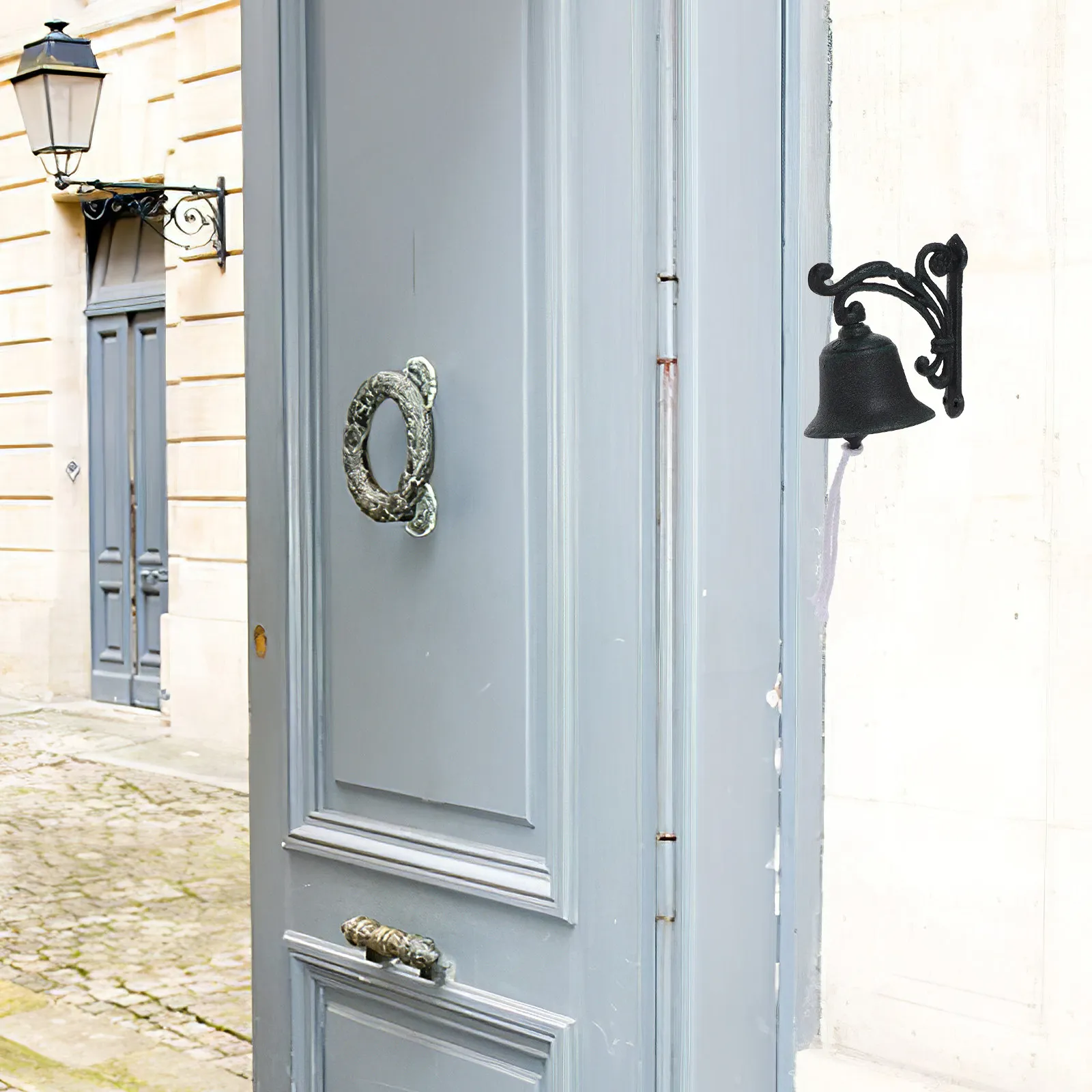 

Iron Wall Hanging Bell Vintage Style Doorbell Decorative Retro Door Chime for Castle Playground Garden Decoration