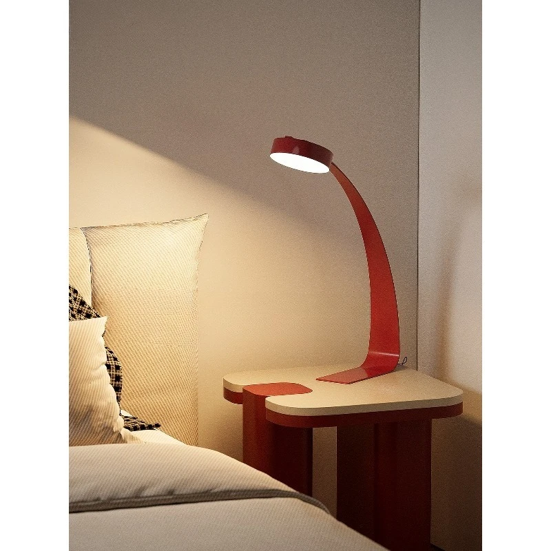 

Minimalist atmosphere desk lamp, living room bedroom bedside eye protection reading lamp, a pair of wedding long lights