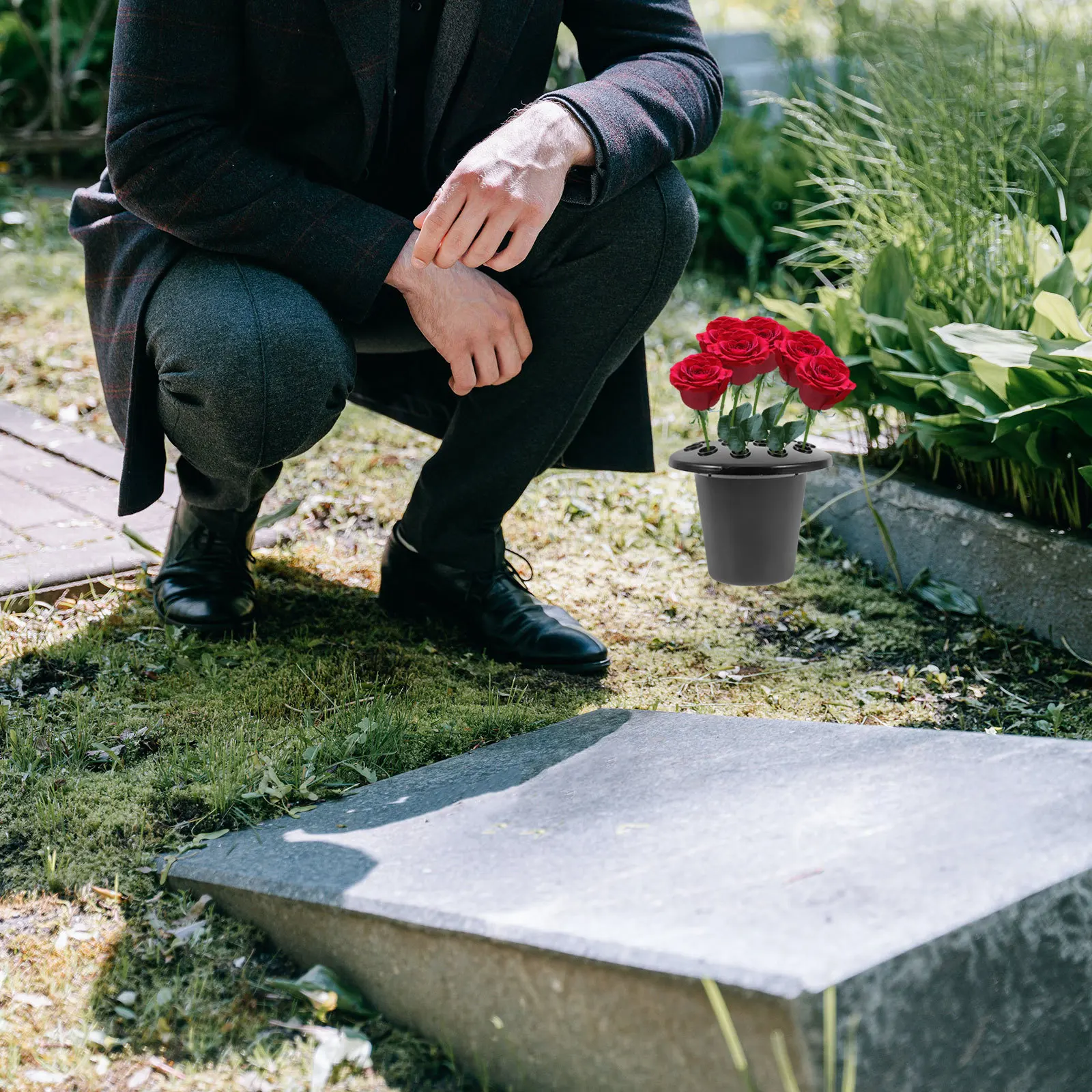 4 Pezzi Vaso Commemorativo Raffinato per Tombe, Portafiori da Cimitero, Robusto Vaso in Plastica per Fiori da Tomba, Decorazione per Giardino e Prato