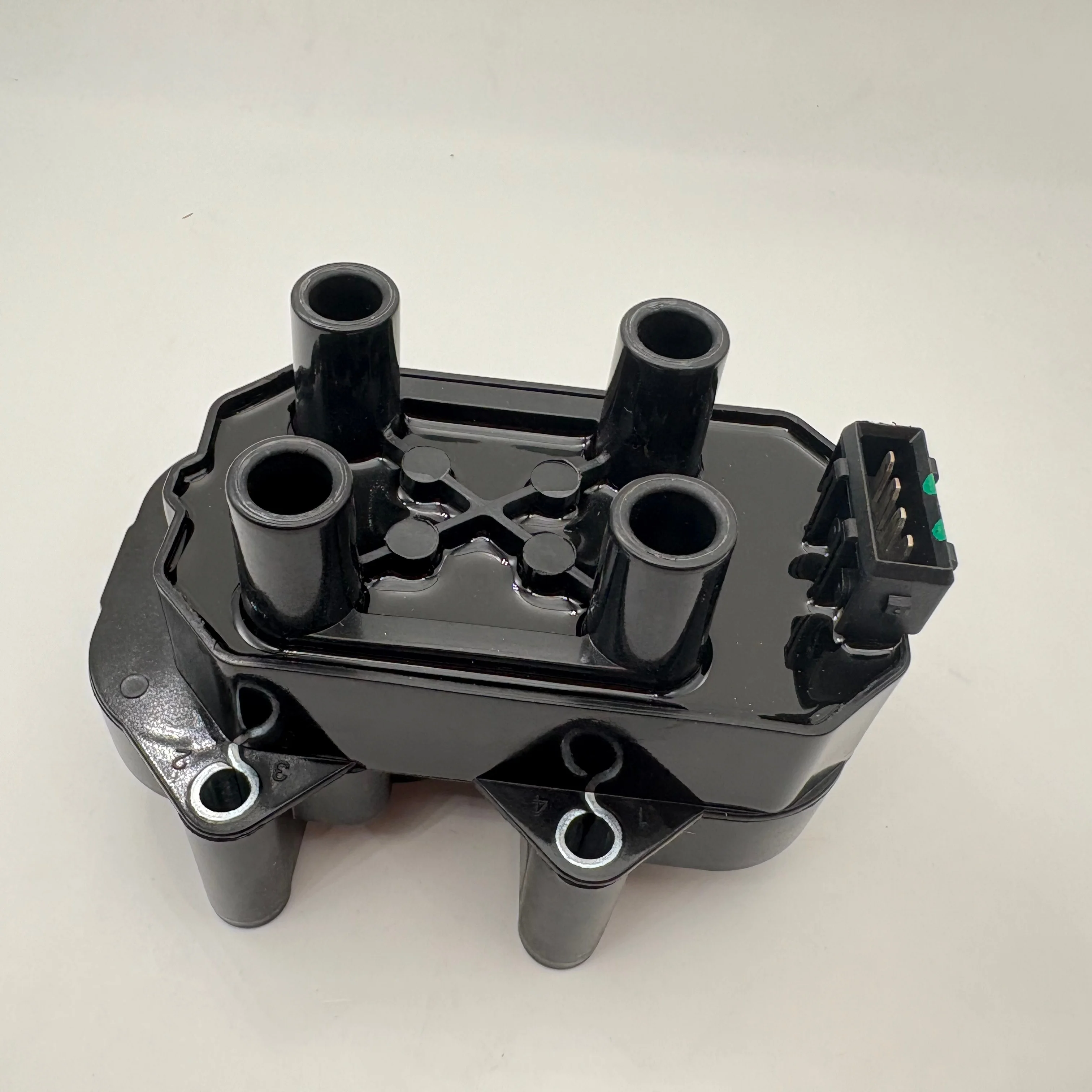 4 piezas Bobina de Ignición Renault Kwid 7700274008 de Alto Rendimiento, Repuestos para Motor de Auto, Bobina de Ignición para Renault Logan